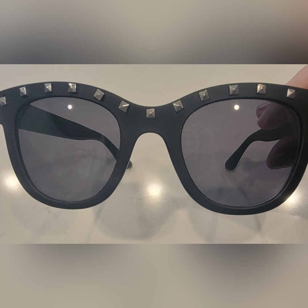 Cute black sunglasses with metal studs, like new!